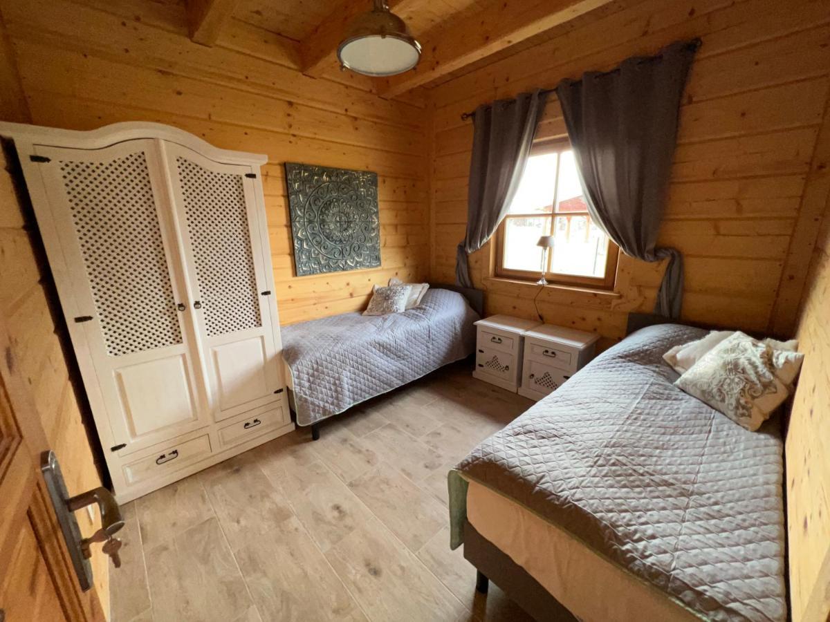 Wolimierz 80 Villa ภายนอก รูปภาพ